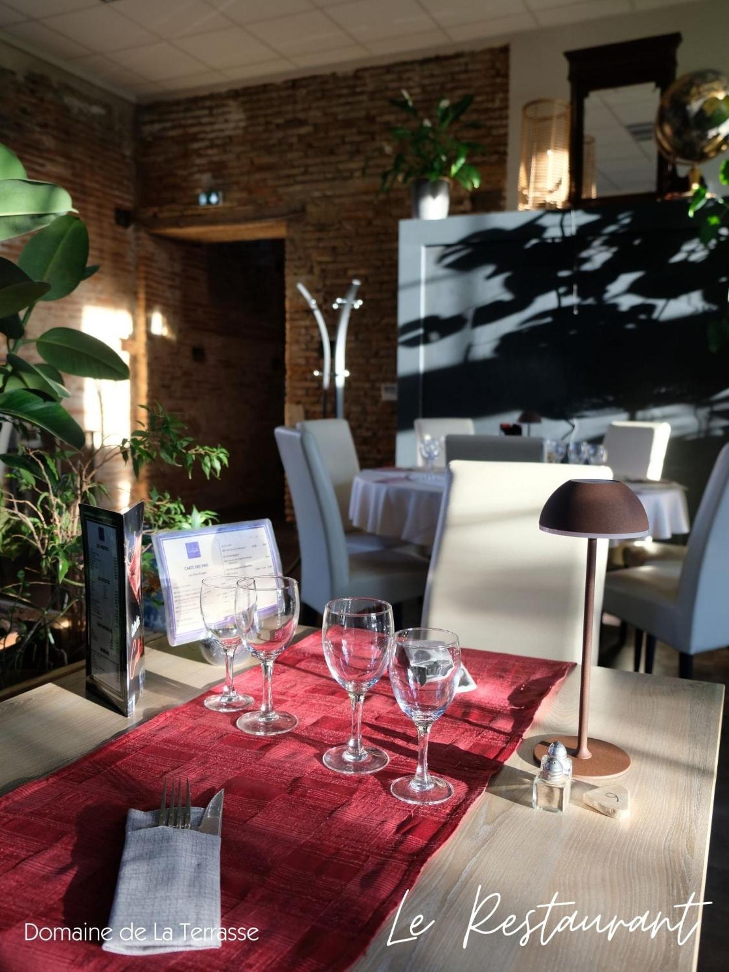 CarbonneDomaine De La Terrasseアパートメント エクステリア 写真